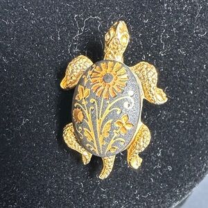 Vintage Dag Damascene Gold and Black Turtle Floral Brooch - Women's Jewelry